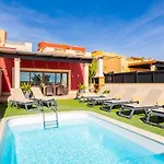 Mariposas Caleta Villa *